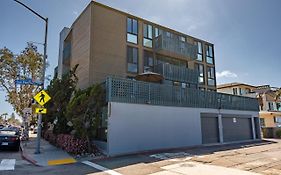 Belmont Modern - Ocean View, Pet Friendly, Patio